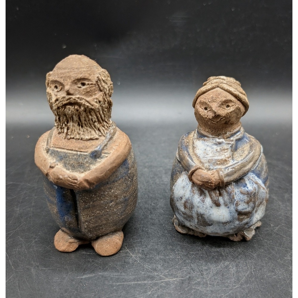 Vintage Studio Pottery Folk Art Farmer Couple Salt and Pepper Shakers Stoneware